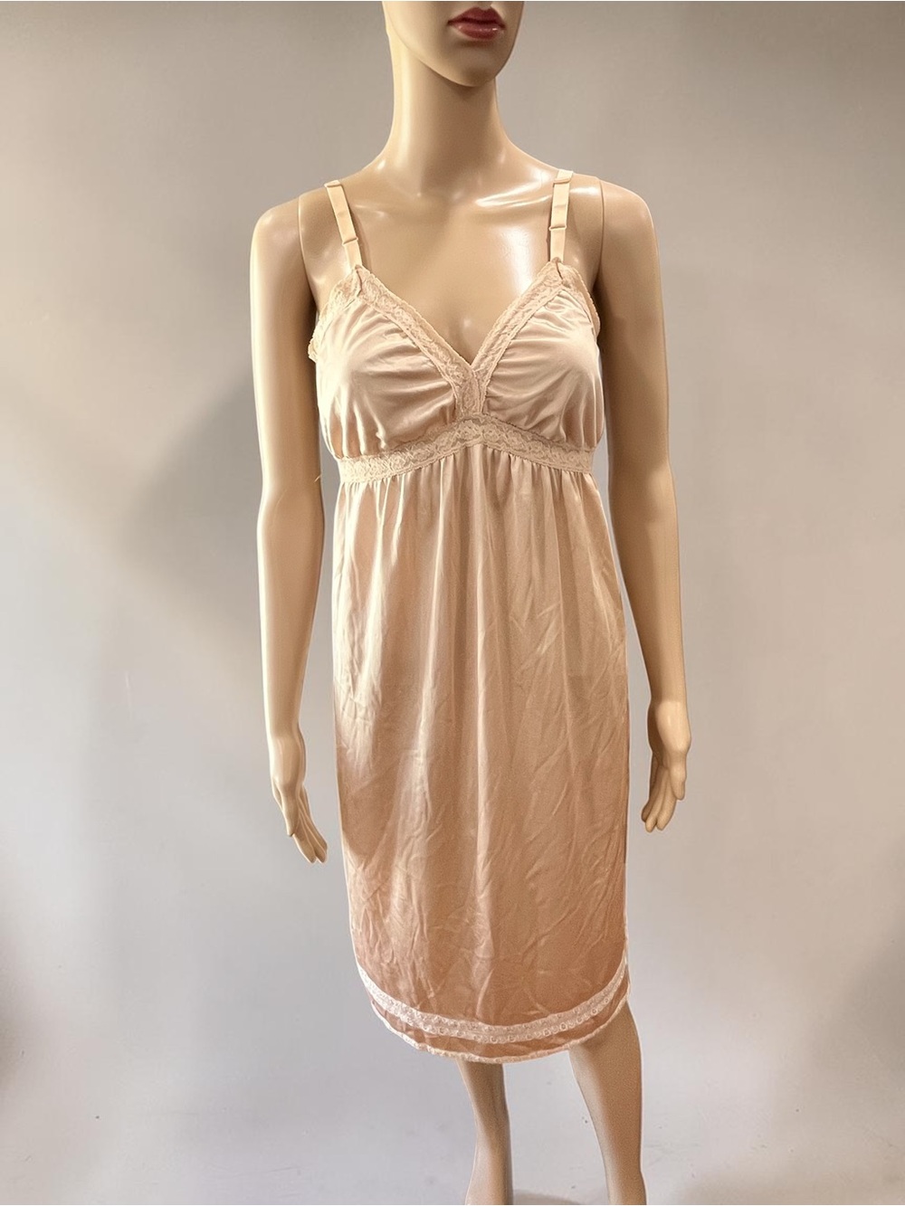 Vintage 70s Mary Jane Lace Trim Full Slip Dress Nude Lingerie Size 34